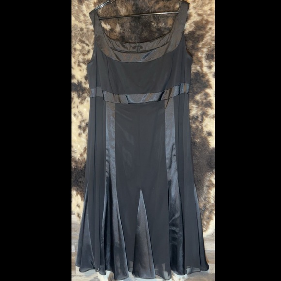 David's Bridal Dresses & Skirts - David's Bridal Black Dress